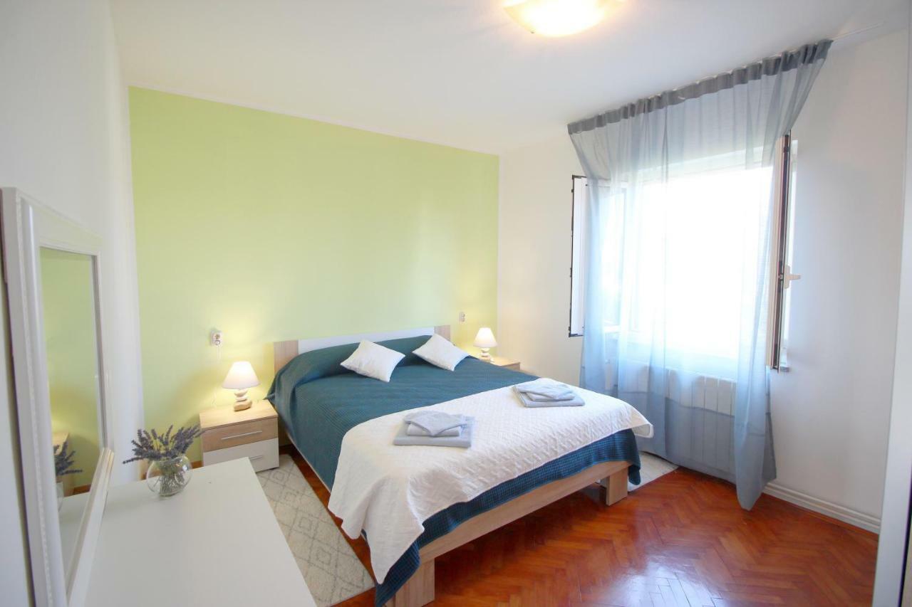 Apartment Agnese 로비니 외부 사진