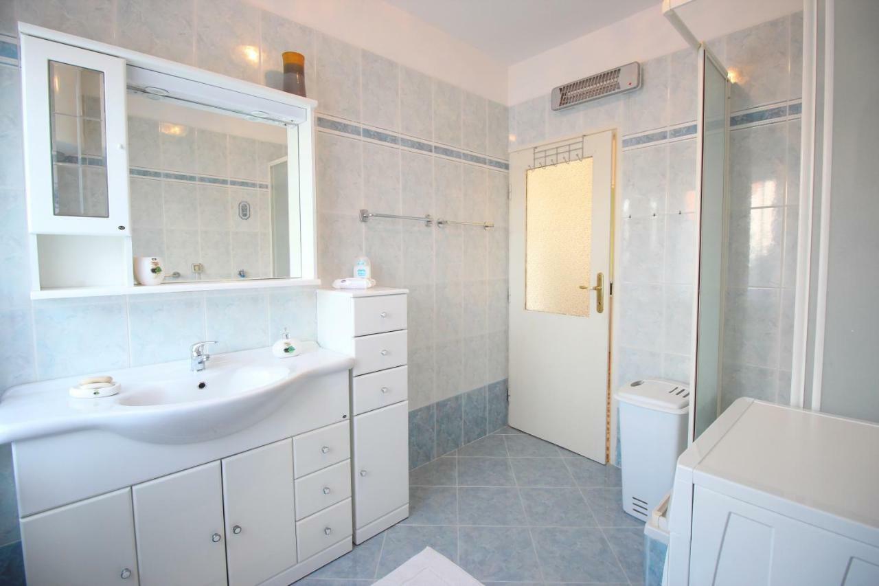 Apartment Agnese 로비니 외부 사진