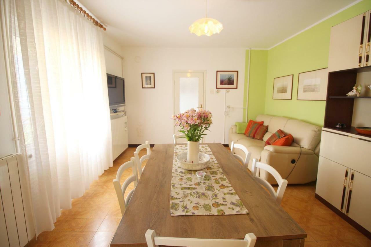 Apartment Agnese 로비니 외부 사진